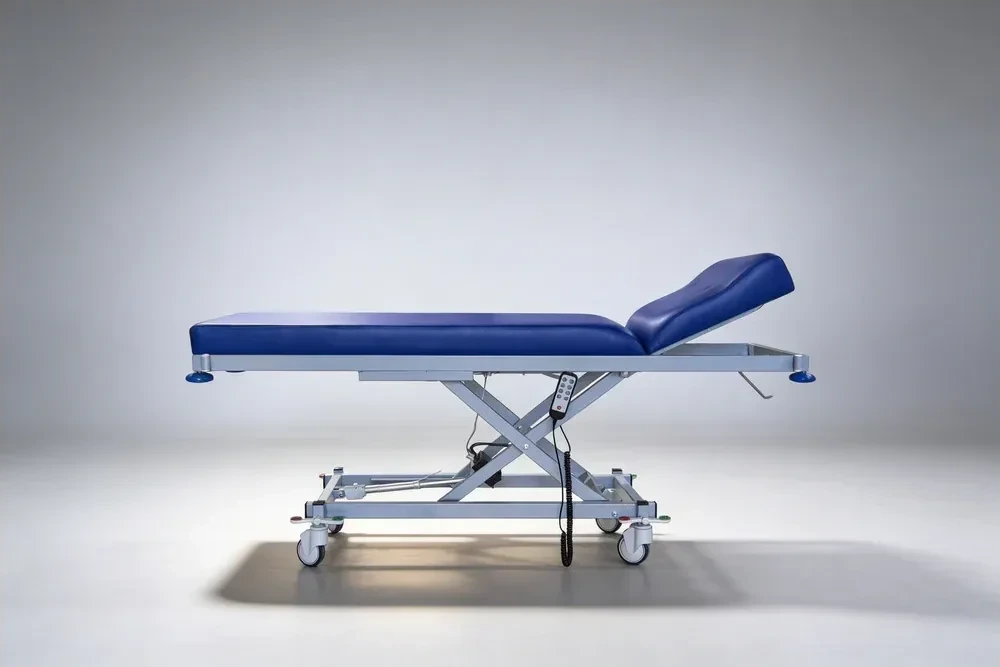 MedLift Pro – İki Motorlu Muayene Masası - MCARIS Medikal Muayene ve Bakım Masaları